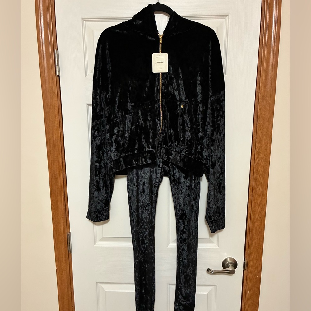 Fabletics Black Velvet Leggings Set